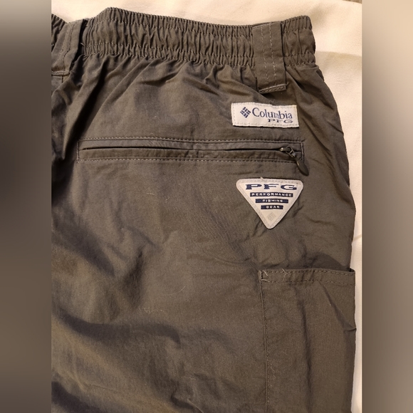 Columbia PFG Backcast Omni-Shade quick-dry nylon convertible pants / shorts - Picture 5 of 11